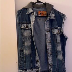 I’m selling a jean jacket